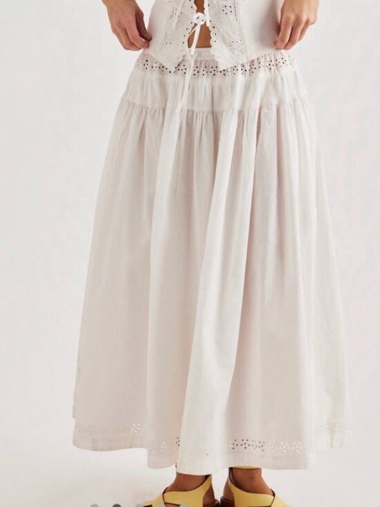 Free People Dresses & Skirts - New Free People Eyelet Gesibelle Maxi Skirt In Clean Ivory M